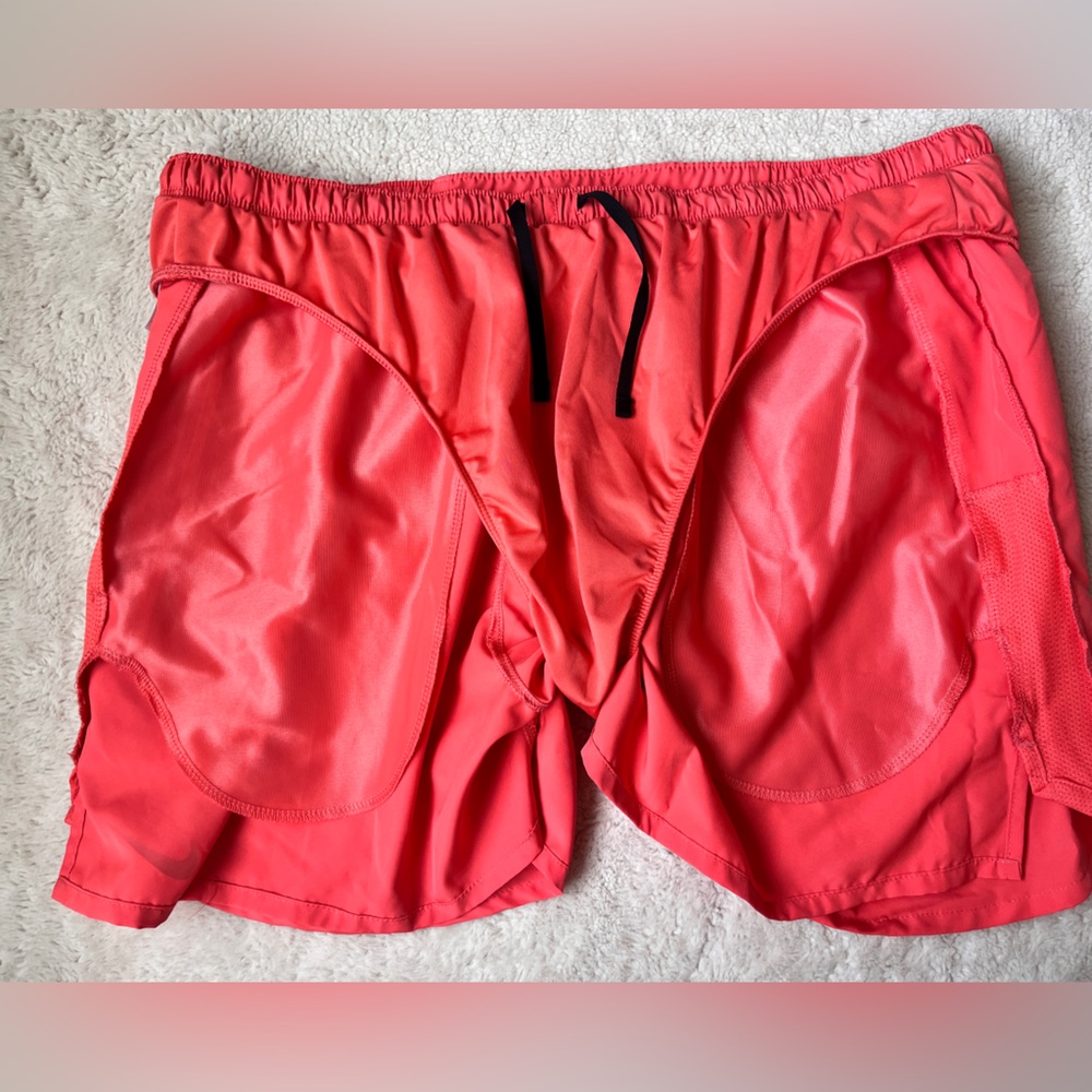 Nike Coral Sports Shorts Men Size XXL - Picture 8 of 10
